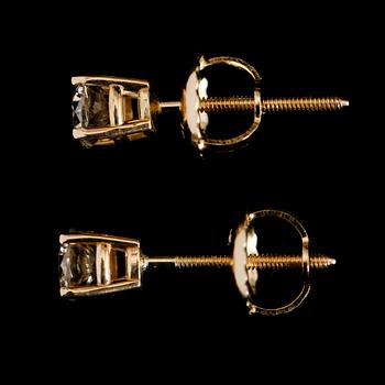 ÖRHÄNGEN, 1 par, 14K guld, briljantslipade diamanter tot ca 0.40 ct.