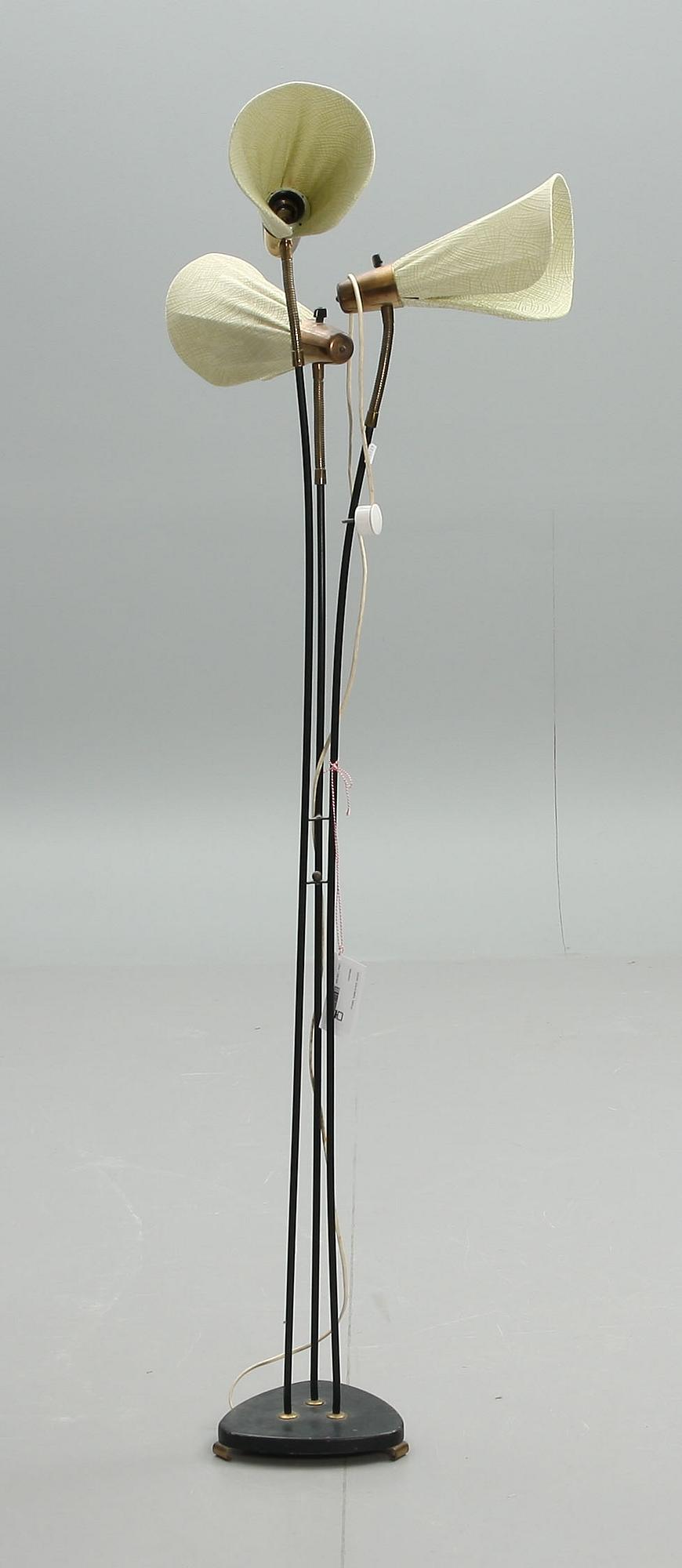 GOLVLAMPA, 1900-tal.