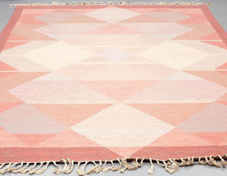 ANNA-JOHANNA ÅNGSTRÖM, A CARPET, flat weave, ca 353,5 x 242,5 cm, signed Å.