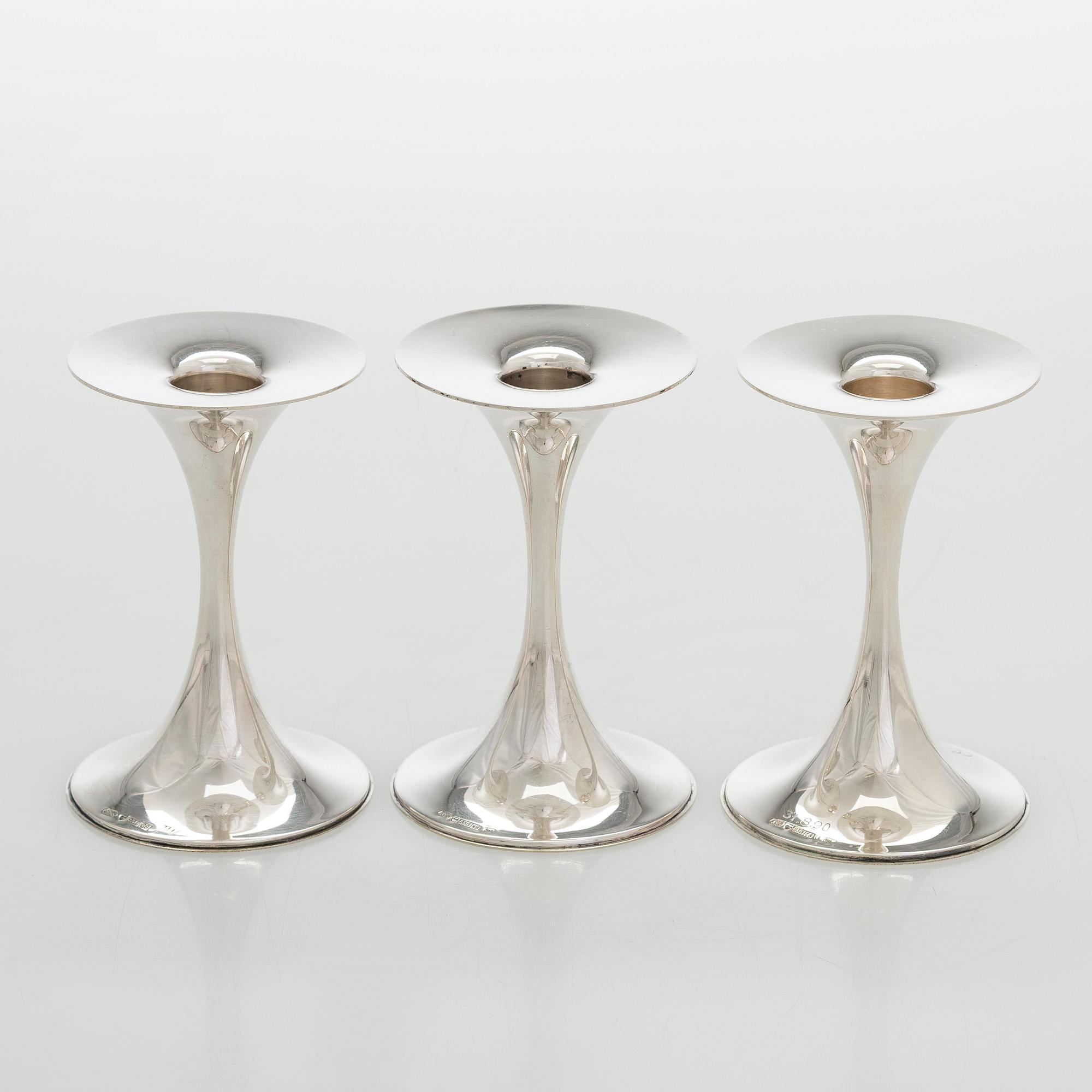 Tapio Wirkkala, kynttilänjalkoja, 3 kpl, "Trumpetti", Kultakeskus Hämeenlinna 1984-1988.