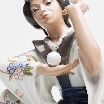 FIGURIN, porslin,  Dahl Jensen.