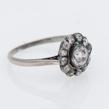 RING, gammalslipade diamanter, silver.