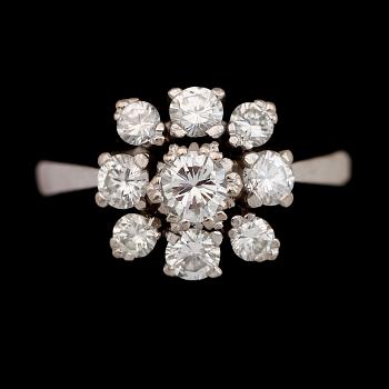 RING, 18K vitguld, briljantslipade diamanter tot ca 1.86 ct, svenska stämplar Alton 1949.