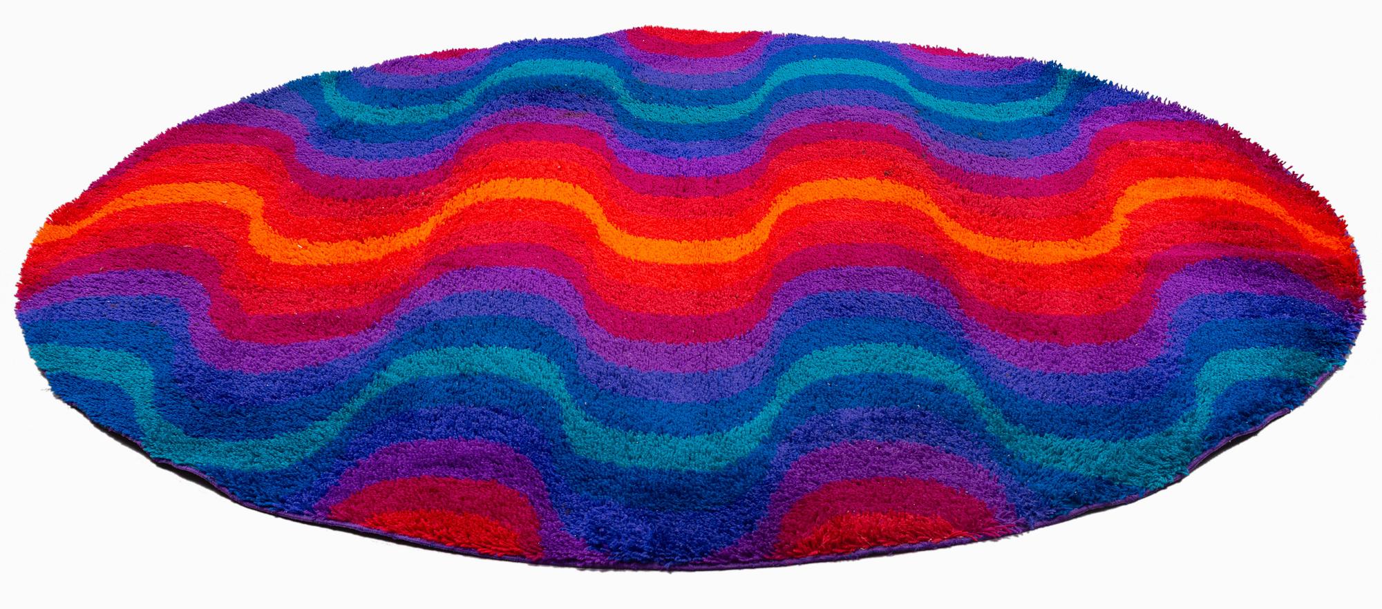 Verner Panton, matta, "Wave", maskingjord rya, diameter ca 243 cm, Unika Vaev, Danmark.