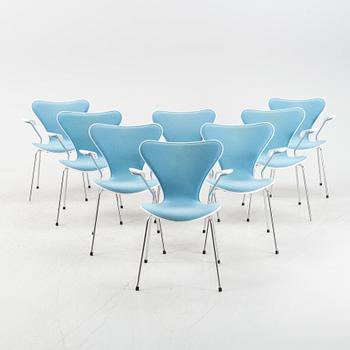 Arne Jacobsen, karmstolar, 8 st, "Sjuan", Fritz Hansen, Danmark, daterade 2001.