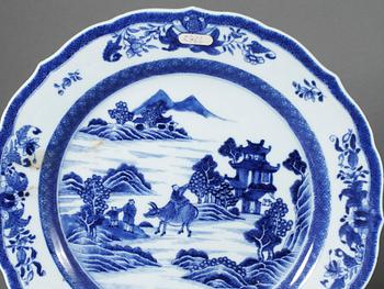 FAT, 2 st, porslin, Kina, 1700-tal.