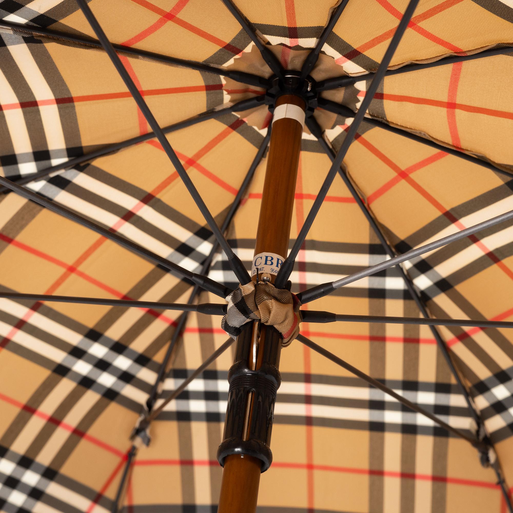 Burberry print umbrella india shop