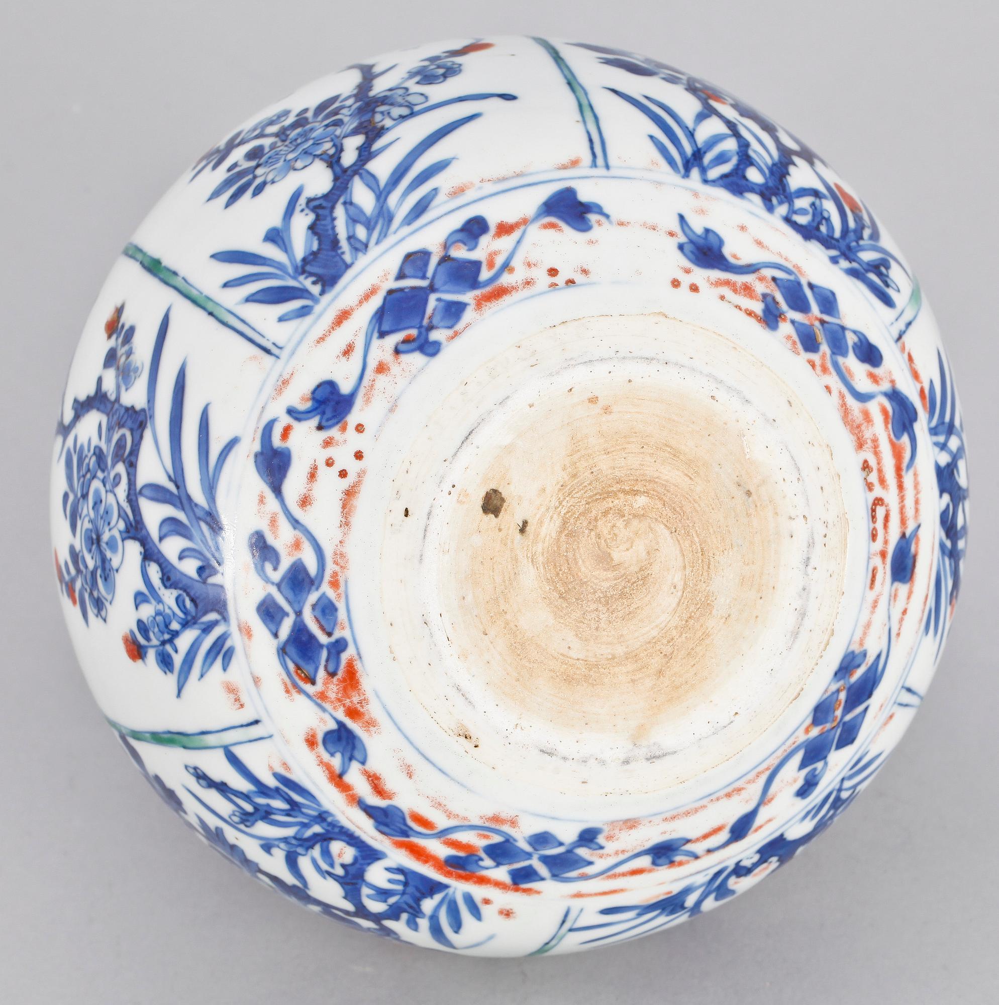 VAS, porslin, Kina 1600/1700-tal.