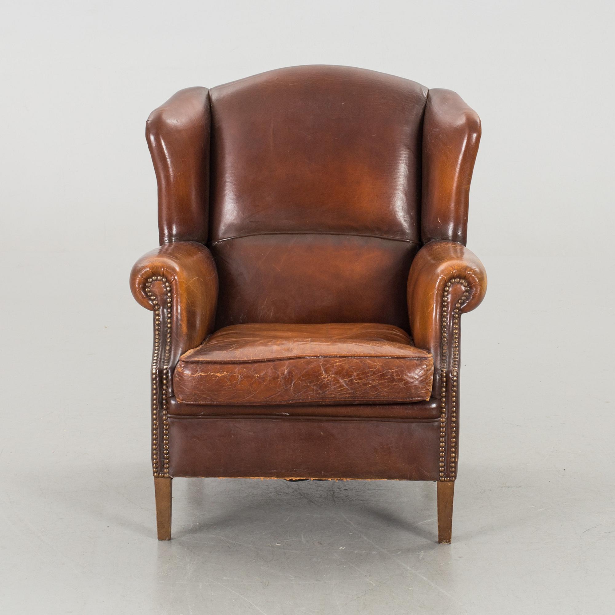 ÖRONLAPPSFÅTÖLJ, 1900-talets andra hälft.