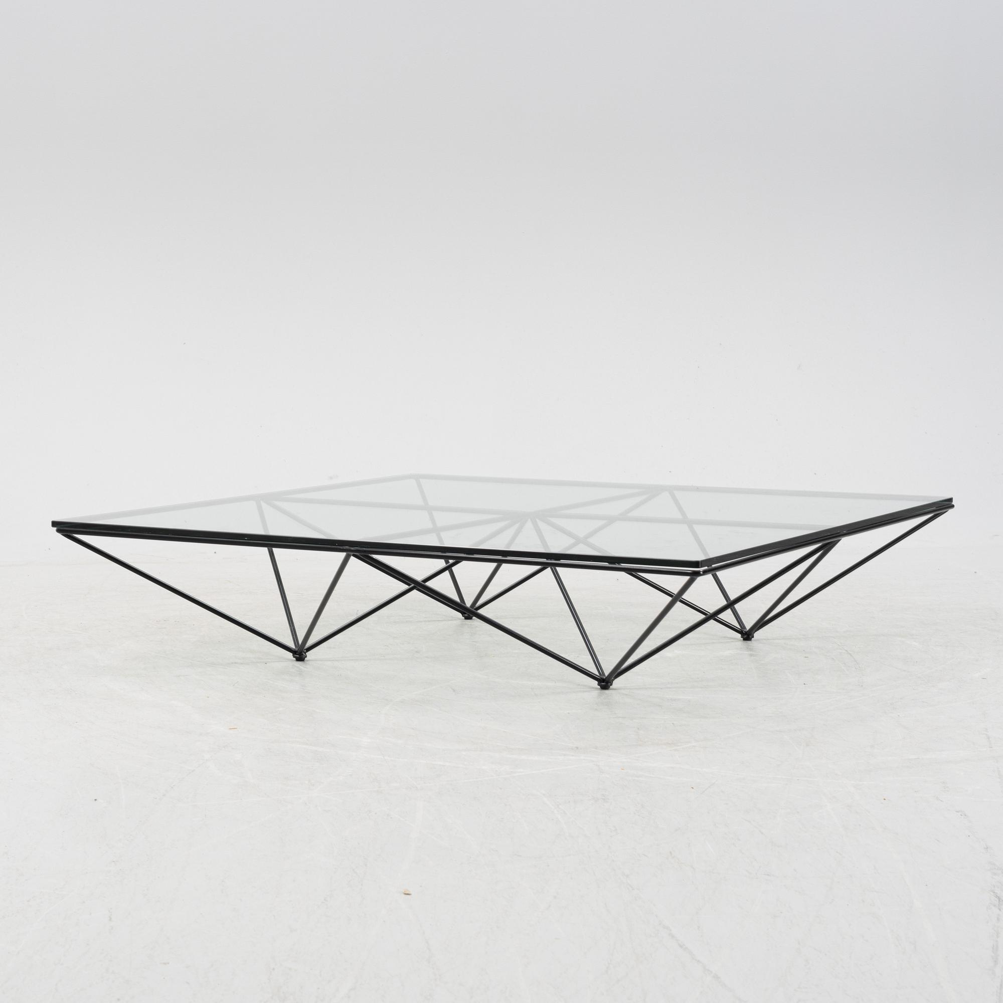 Paolo Piva, Alanda, soffbord, B&B Italia.