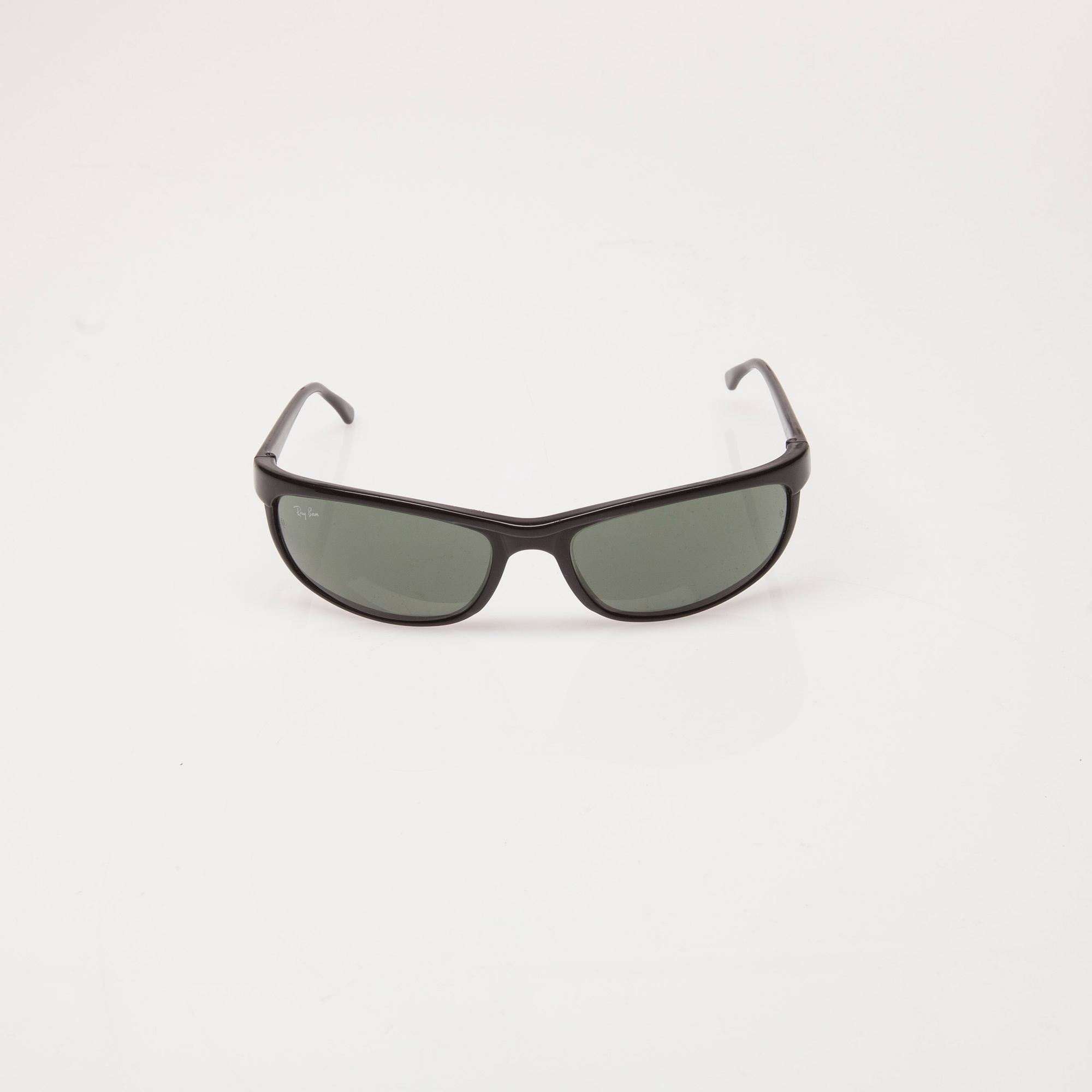 SOLGLASÖGON, Ray Ban.
