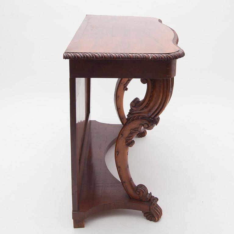 KONSOLBORD MED SPEGEL, Ryssland 1800-talets senare hälft.