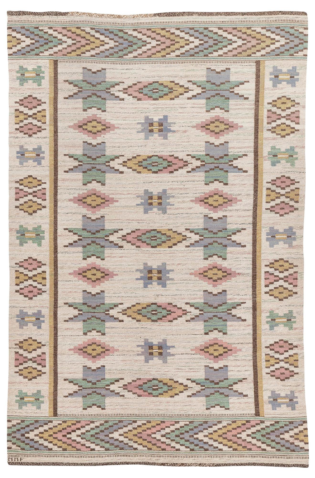 Märta Måås-Fjetterström, matta, "Vit botten", rölakan, ca 288 x 187 cm, signerad MMF.