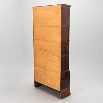 Kirjahylly/Kirjakaappi, Billnäs, 1900-luvun alku.