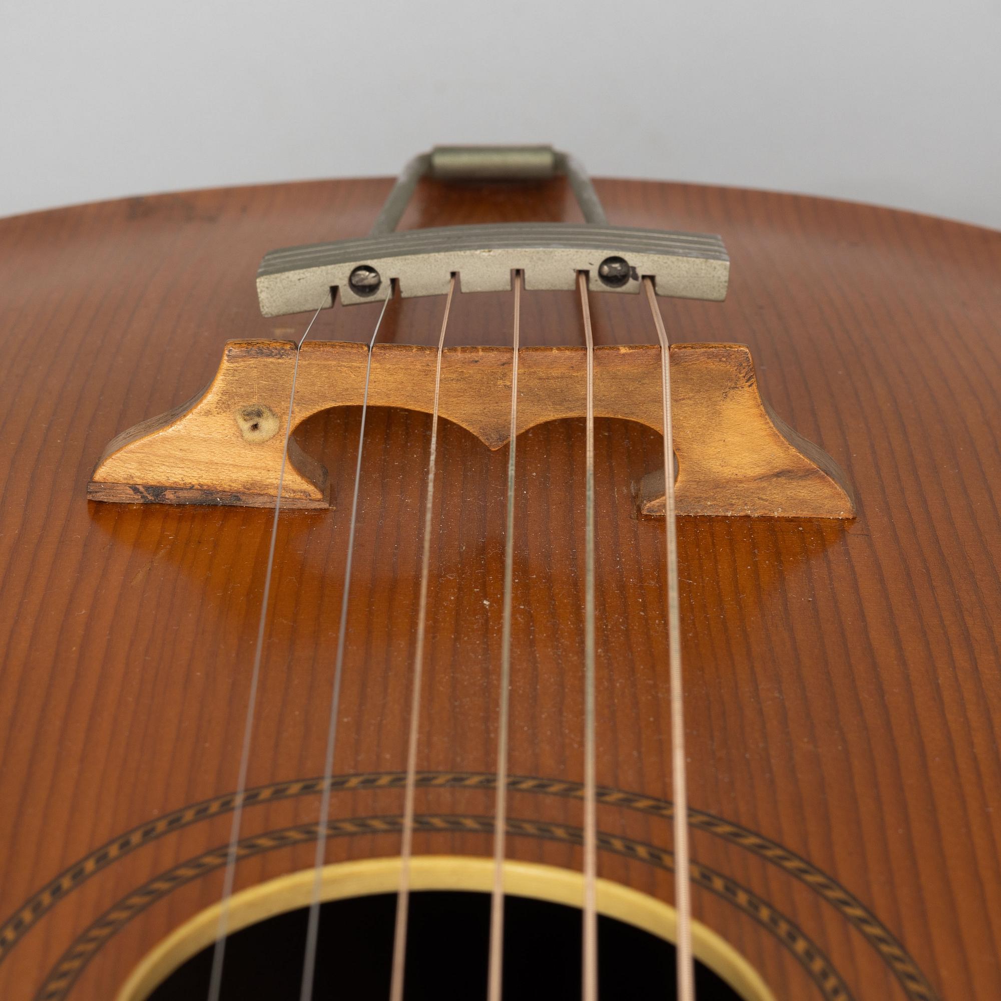 Gibson, "L-1", acoustic guitar, 1912, USA.