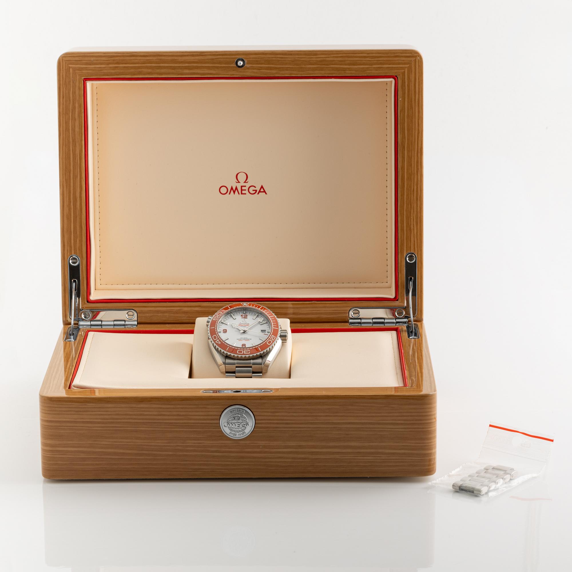 Omega, Seamaster, Planet Ocean 600M, Co-Axial, Chronometer, armbandsur, 43.5 mm.