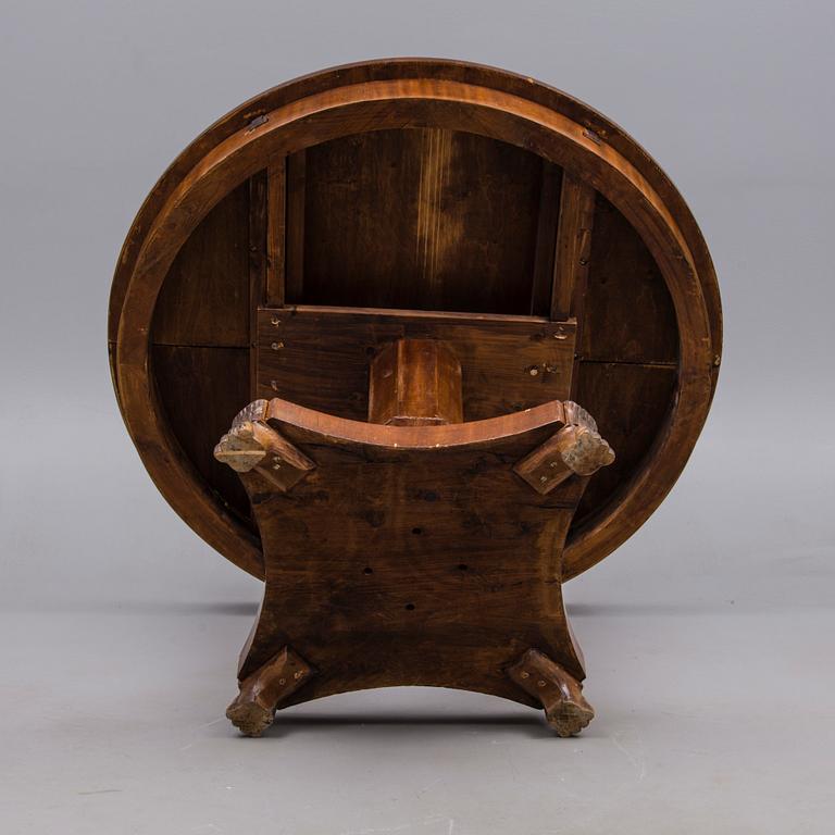 MATBORD, bierdermeierstil, 1920-tal.