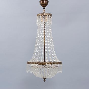 TAKKRONA, 1900-talets senare hälft. Höjd 90 cm.