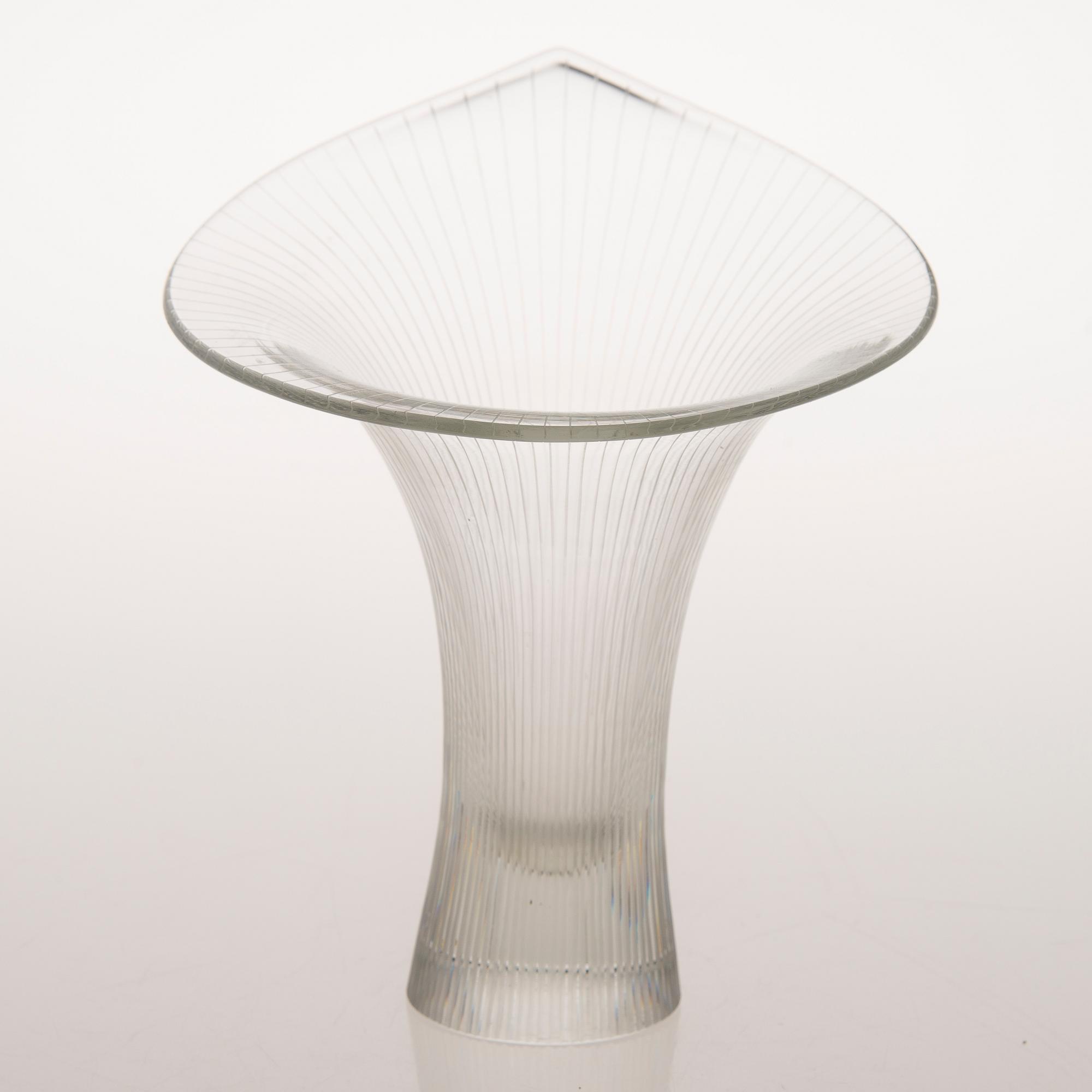 Tapio Wirkkala, A KANTARELLI GLASS VASE, signed Tapio Wirkkala Iittala -54.