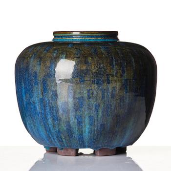 Wilhelm Kåge, a Farsta stoneware urn, Gustavsberg Studio 1958.