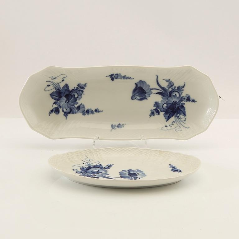 Servis ca 57 dlr  "Blå Blomst" Royal Copenhagen Danmark porslin.