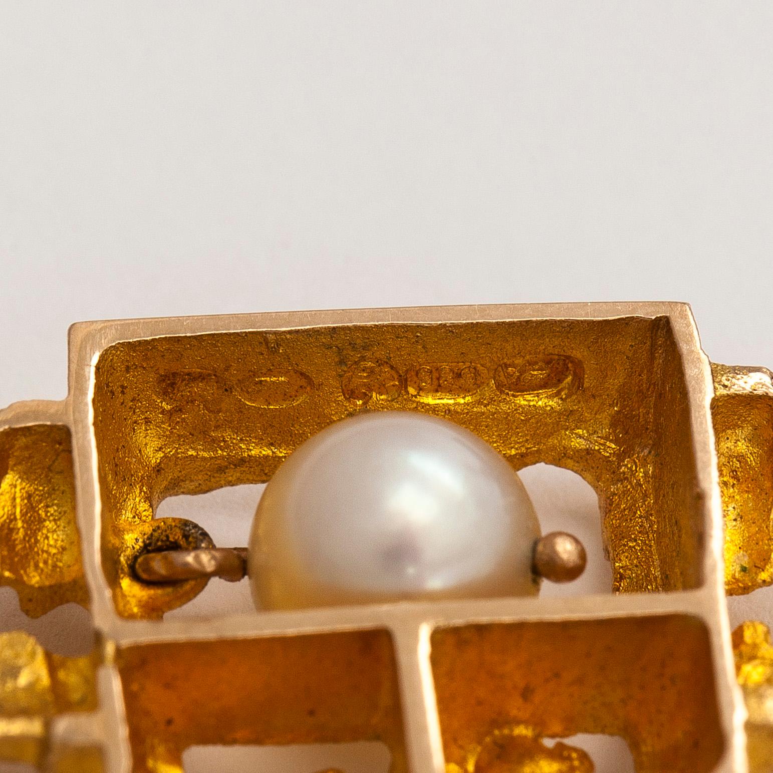 Björn Weckström, necklace, "Magic Pearl", cultured pearl, 14K gold.