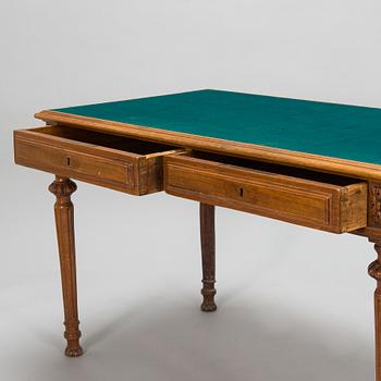 A desk in hardwood from turn of the century 1800/1900.