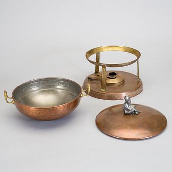 GLÖGGRYTA, koppar, tenn samt mässing, Gustav Eriksson, Eskilstuna, jugend, tidigt 1900-tal.