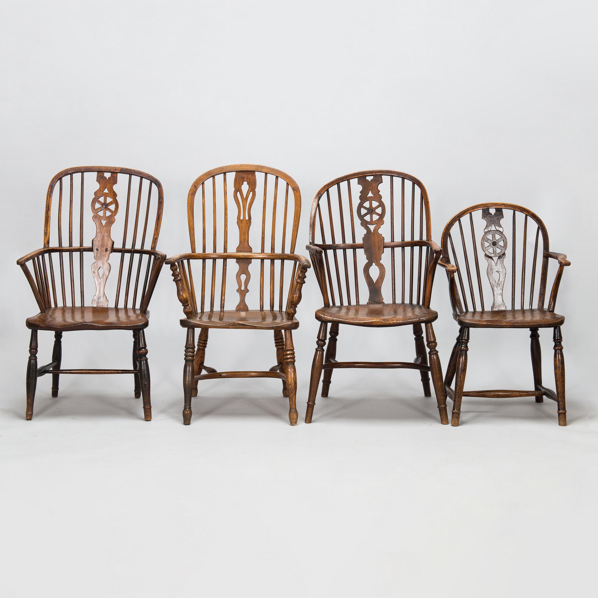 Four 'Windsor-chairs turn of 20th century.