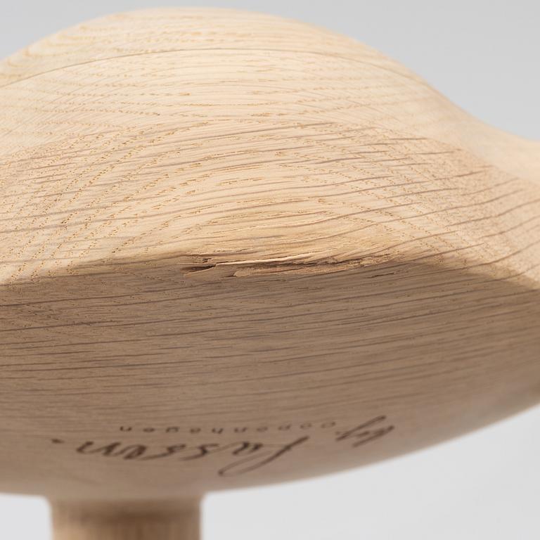 Flemming Lassen, Barstolar ett par, ML42, by Lassen, Danmark, formgivna 1942.