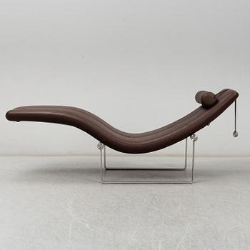 CARL-HENRIK SPAK, a letaher covered 'Viper' recliner from Ire Möbel.