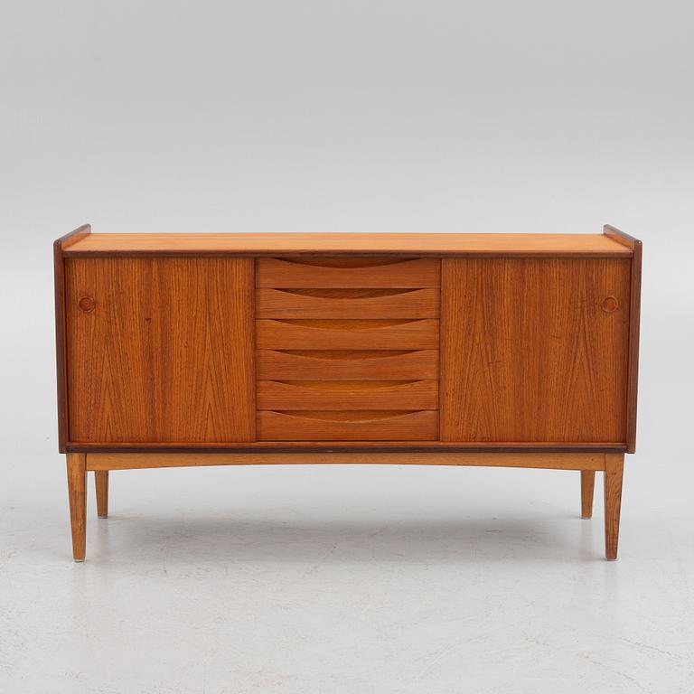 A 1960's/70's sideboard.