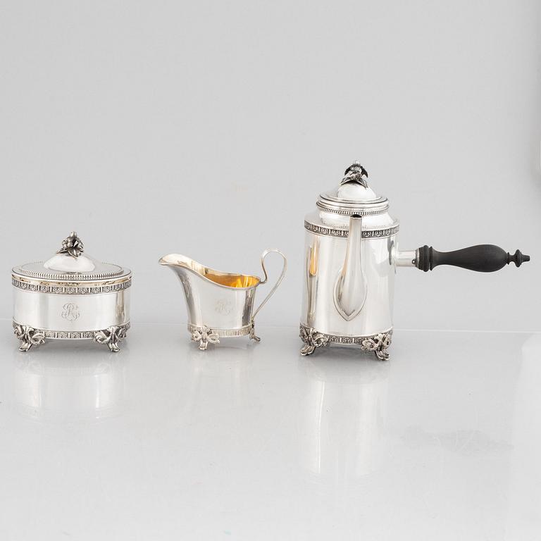 A Swedish silver Gustavian style coffee service, mark of JE Torsk, Stockholm 1908.