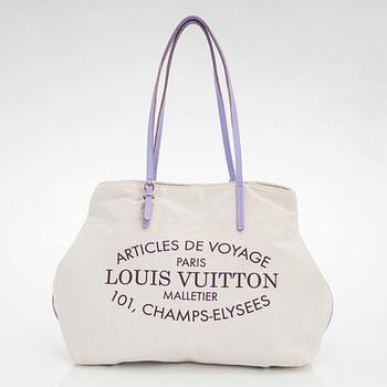 Louis Vuitton, a 'Cotton Canvas Articles De Voyage Cabas GM' bag.