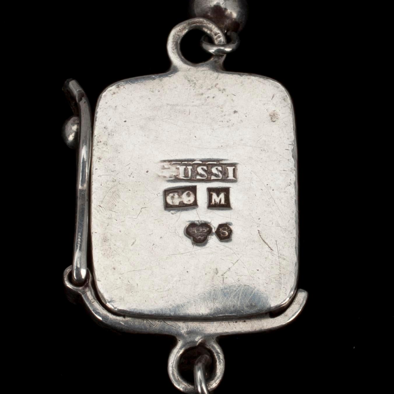 COLLIER, Lapis Lazuli samt silver, Gussi, Malmö 1957.