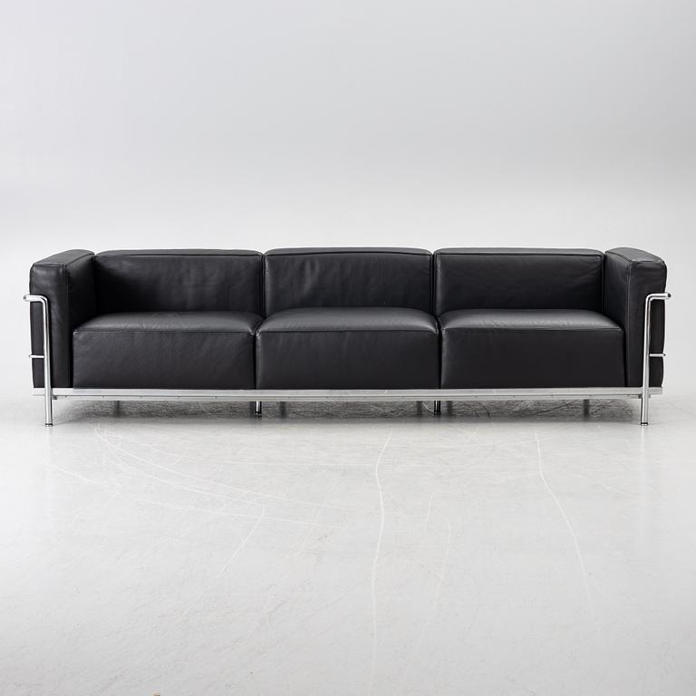 Le Corbusier, Pierre Jeanneret & Charlotte Perriand, soffa"LC3", Cassina, Italien.