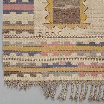 Märta Måås-Fjetterström, A CARPET, "Ljusa plador", flat weave, ca 344,5 x 254,5 cm, signed AB MMF.