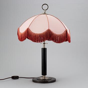 A 1930's table lamp.