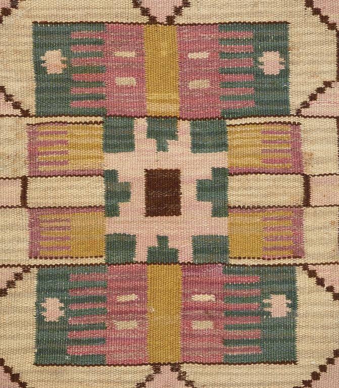 Märta Måås-Fjetterström, a textile, "Blekingerosa", flat weave, ca 63-64 x 55-56,5 cm, signed AB MMF.