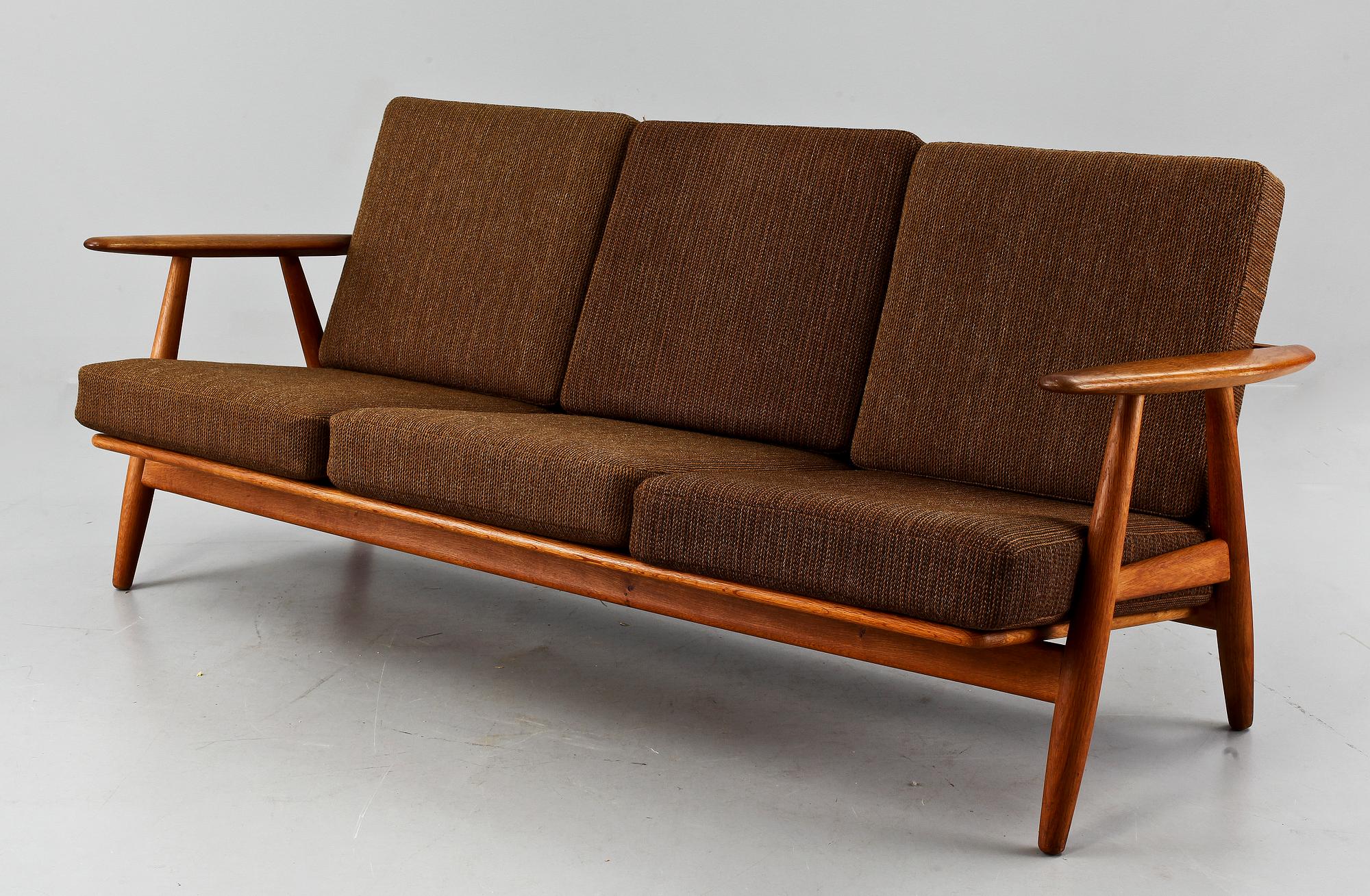 SOFFA, "Cigarren", "GE-240", Hans J Wegner, Getama.