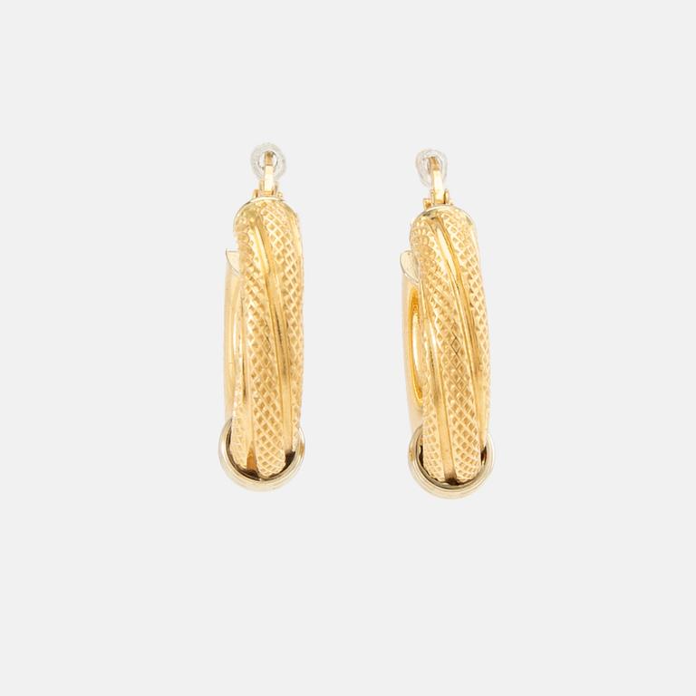 Earrings, a pair of 18K gold.