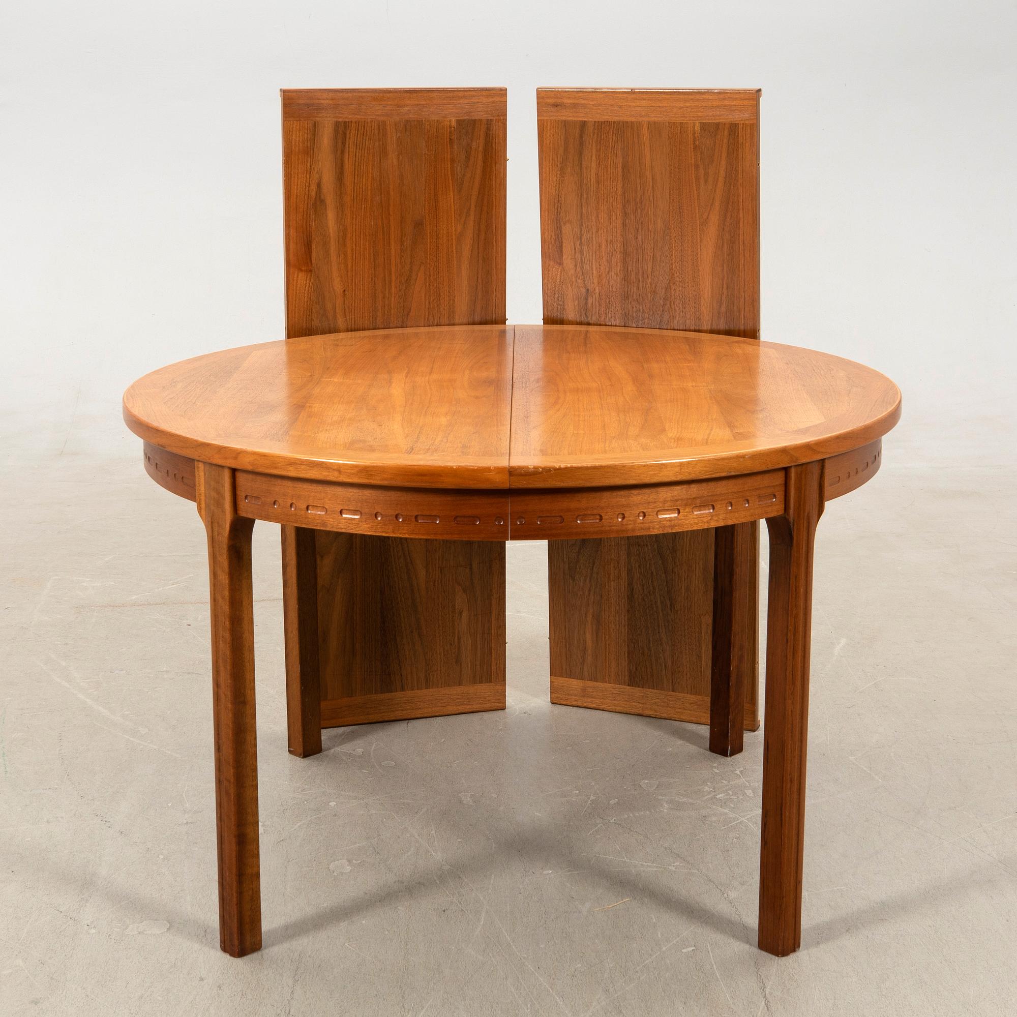 Nils Jonsson, dining table "Rimbo" 1960s/70s Troeds.