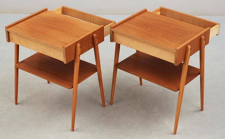 SÄNGBORD, ett par. Carlström & Co Möbelfabrik. 1950-60-tal.