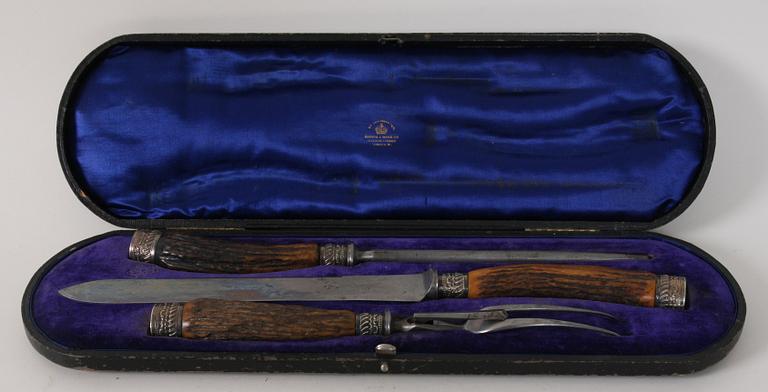 TRANCHERBESTICK. 3 delar i orginaletui.