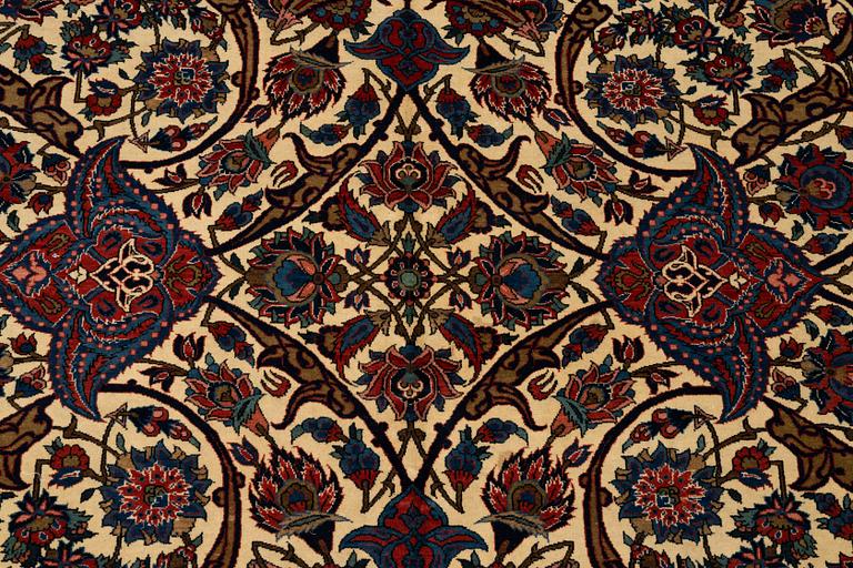 Matta, semiantik Keshan, s.k. Dabri, ca 349 x 269 cm.