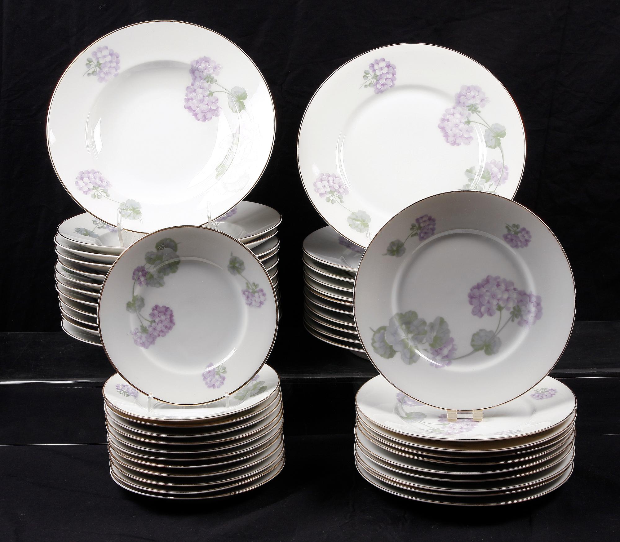 MATSERVIS, 55 delar, porslin, Paul Müller.