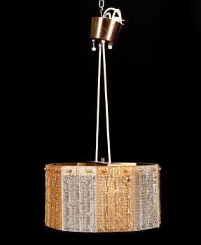 TAKLAMPA, glas. 1900-talets andra hälft. Diam 33 cm.