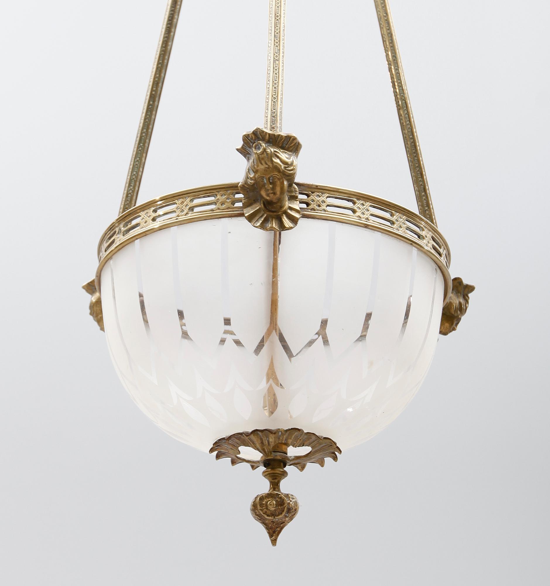 TAKLAMPA, sekelskiftet 1900. Höjd ca 90 cm.