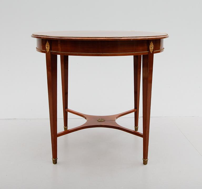 BORD, gustaviansk stil, 1900-talets första hälft.