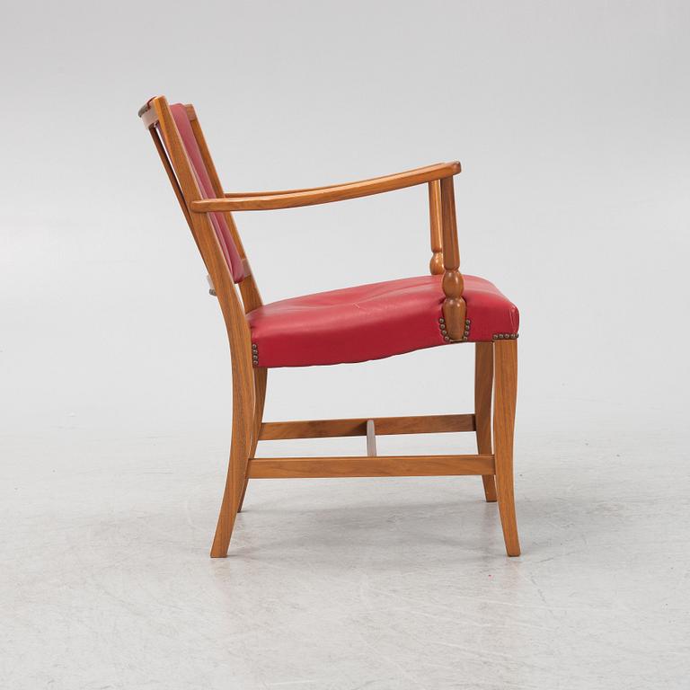 Josef Frank, a model '2067' chair, Firma Svenskt Tenn, mid 20th century.